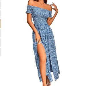 NWOT Floerns Off Shoulder Long A Line Dress in Ditzy Floral, Sz S